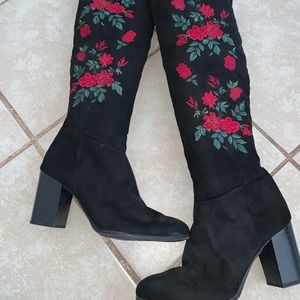 Black Rose Boots